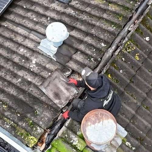 Een dakrenovatie bij oud pannendak in Zuidhorn